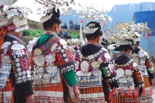 点击图片可在新窗口打开 \