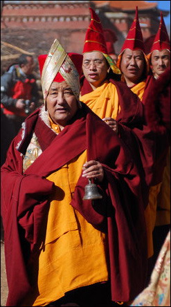 土族所信仰的藏传佛教