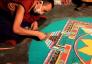 独特精致的宗教艺术：西藏坛城沙画