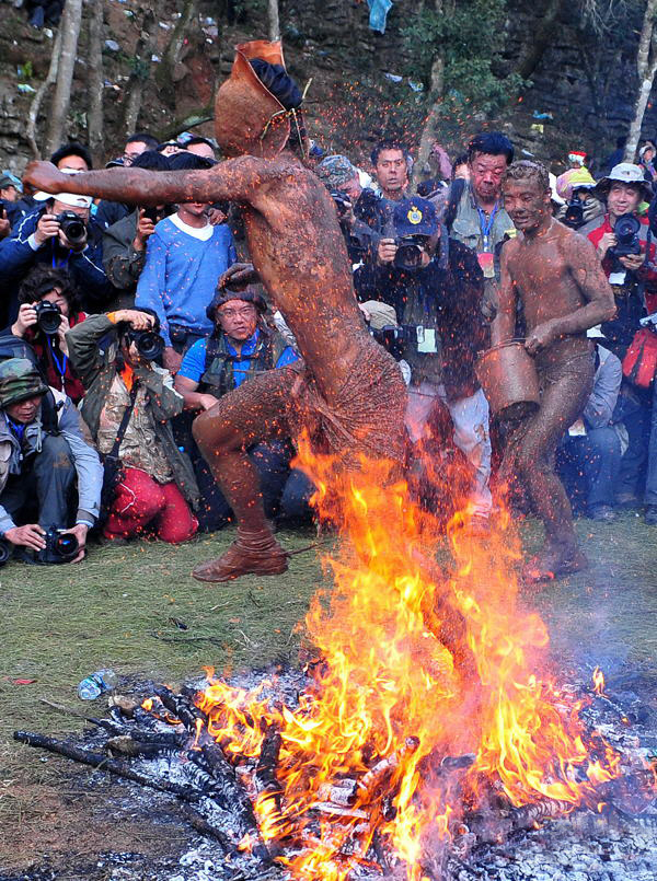 fire worship yi nationality