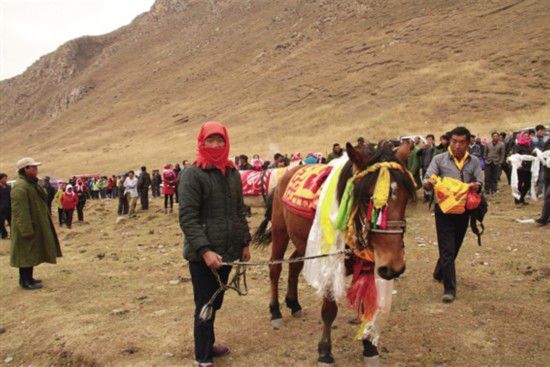 海东乐都达拉土族乡依托民族文化发展旅游业