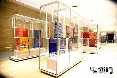 “织被天下——云锦和西兰卡普”展在南京博物院展览3个月